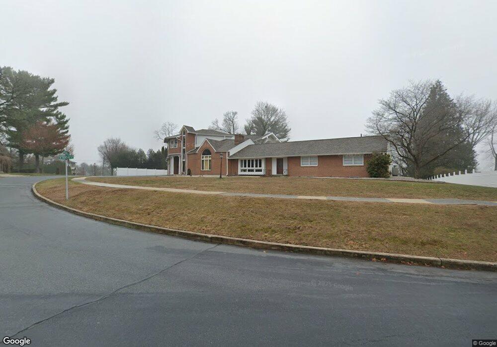 50 Grandview Blvd, Reading, PA 19609 - photo 1