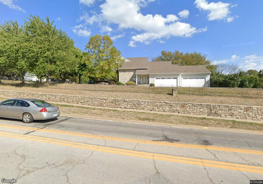 15025 W 71st Terrace, Shawnee, KS 66216 - photo 1