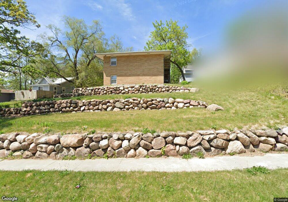711 Bancroft St, Des Moines, IA 50315 - photo 1