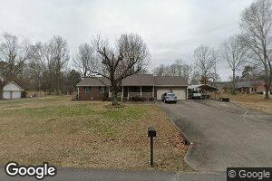 628 Brandenburg Dr, Florence, AL 35634