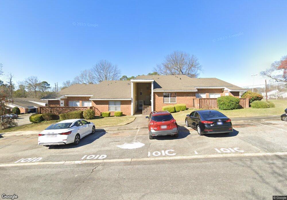 101 Westcliff Cir unit C, Warner Robins, GA 31093 - photo 1