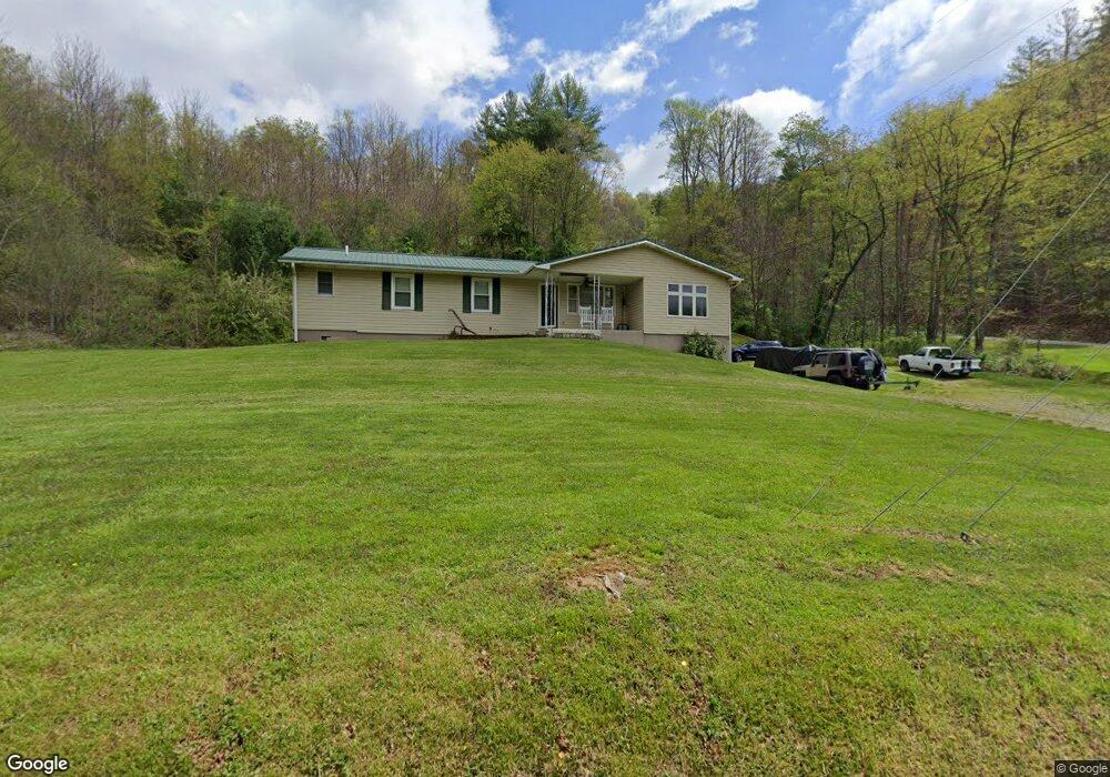 3191 Prices Creek Rd, Burnsville, NC 28714 - photo 1