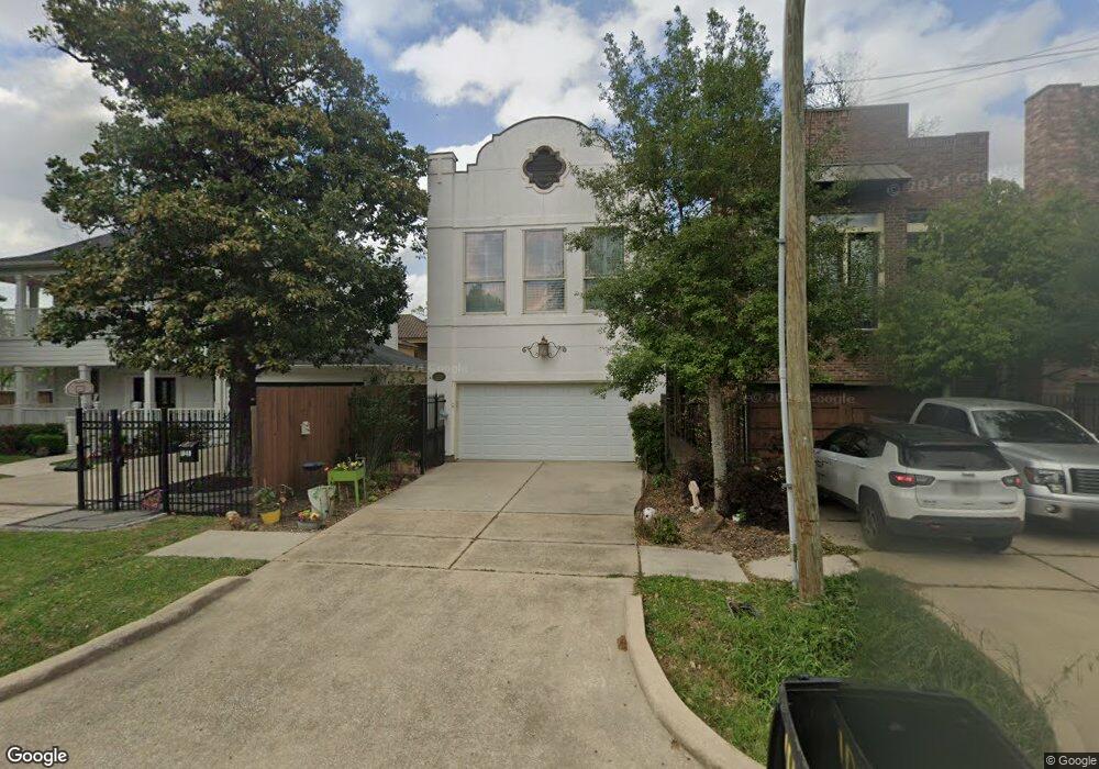 1036 Dunbar St, Houston, TX 77009 - photo 1