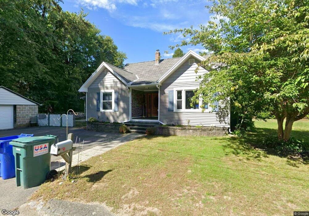 33 1st Ave, Easthampton, MA 01027 - photo 1