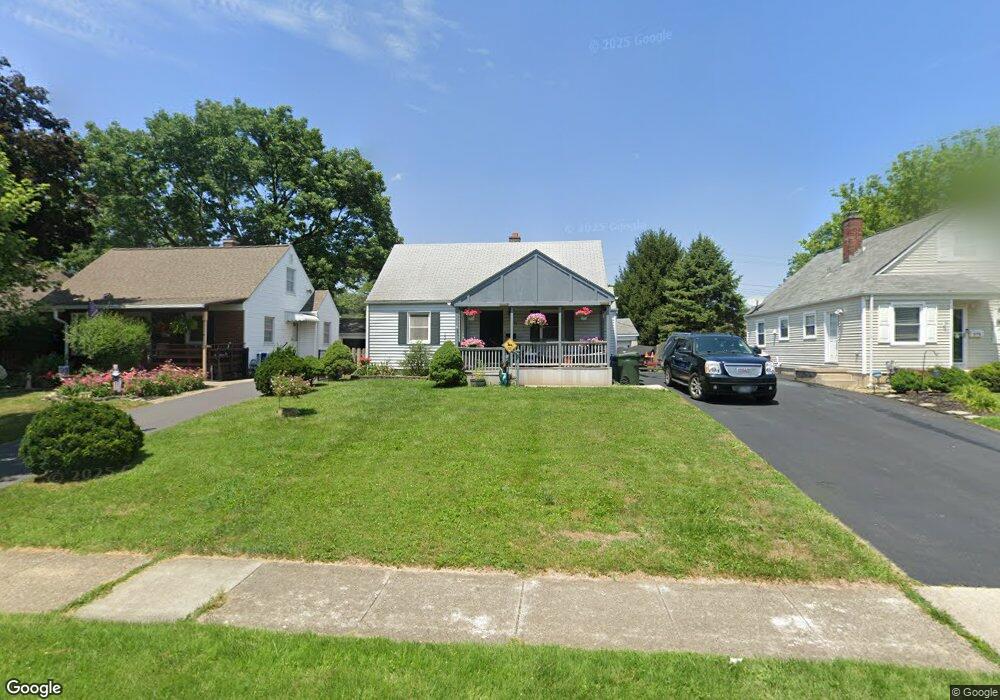 570 Chatham Rd, Columbus, OH 43214 - photo 1