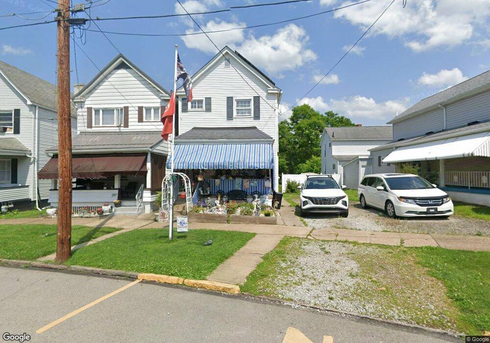 299 Sherman Ave, Vandergrift, PA 15690 - photo 1