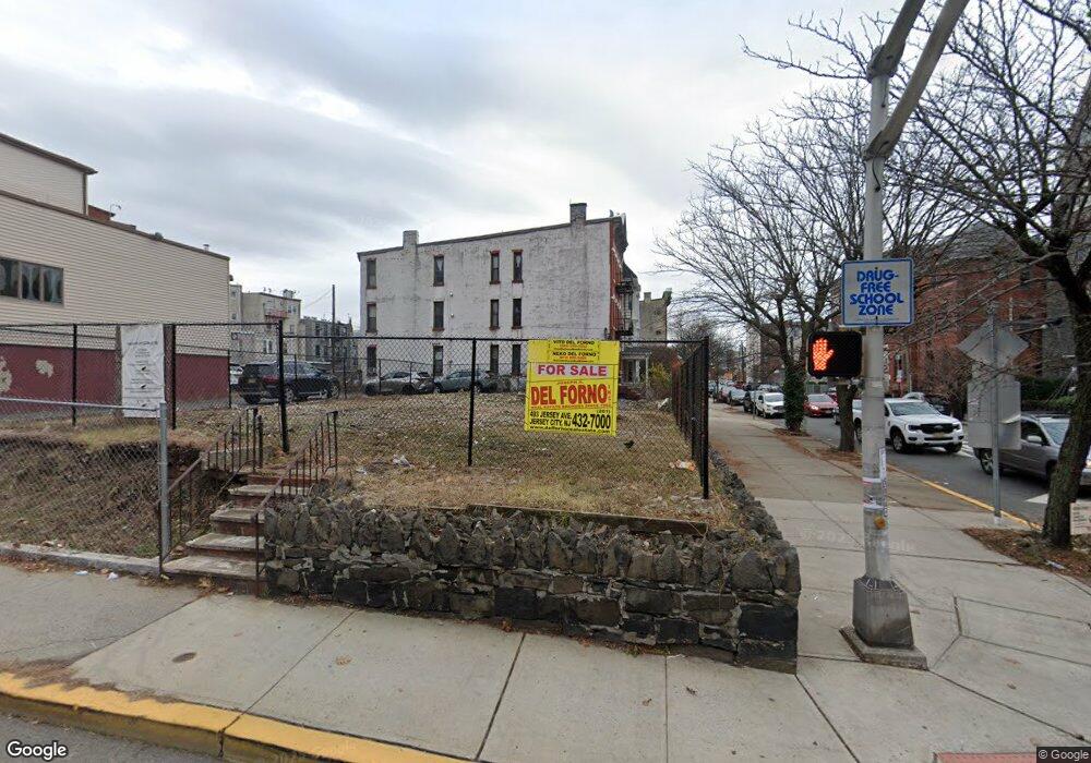 272 Baldwin Ave, Jersey City, NJ 07306 - photo 1