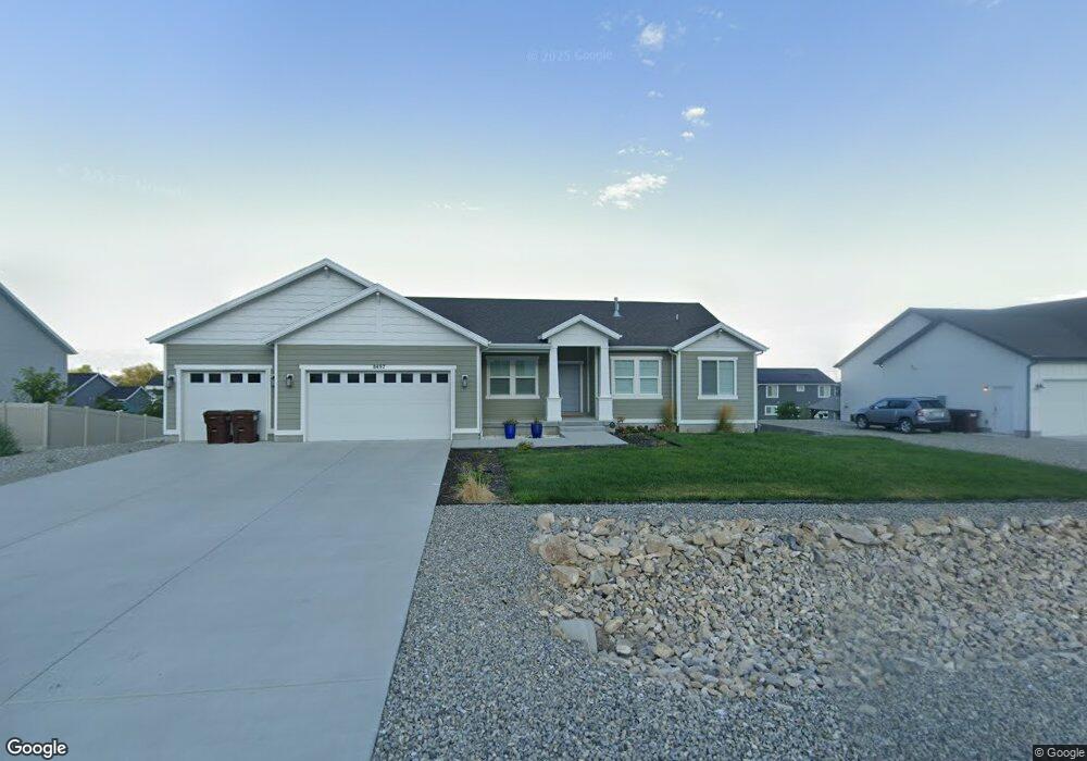 8497 Lake Shore Dr, Lake Point, UT 84074 - photo 1