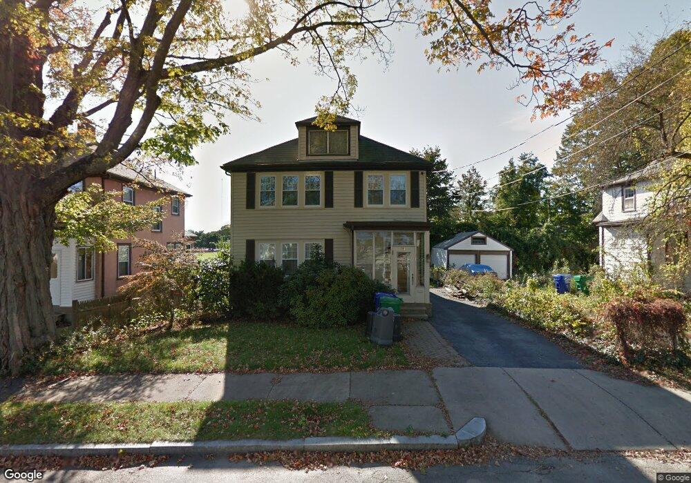 23 Wade St, Newton Highlands, MA 02461 - photo 1