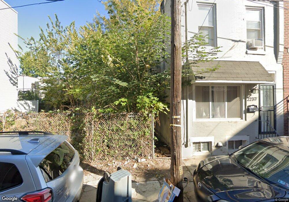 2239 Wilder St, Philadelphia, PA 19146 - photo 1