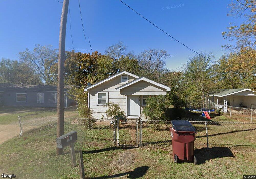 1104 S 5th St, Hugo, OK 74743 - photo 1