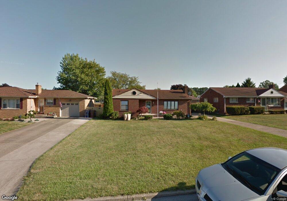 360 Edison St, Struthers, OH 44471 - photo 1