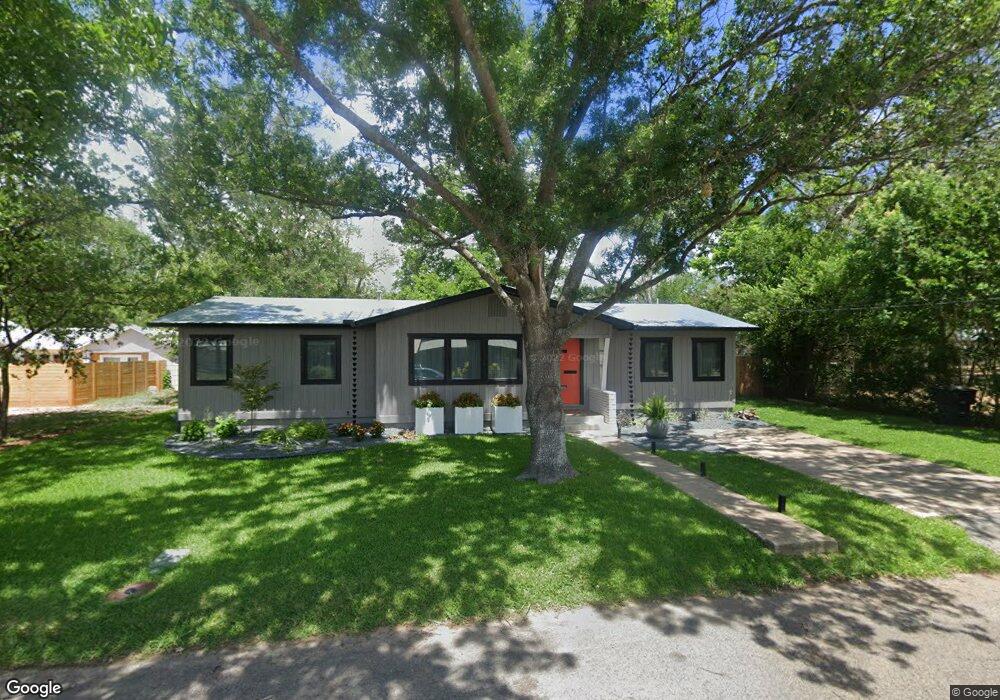 904 N Orange St unit ID1254587P, Fredericksburg, TX 78624 - photo 1