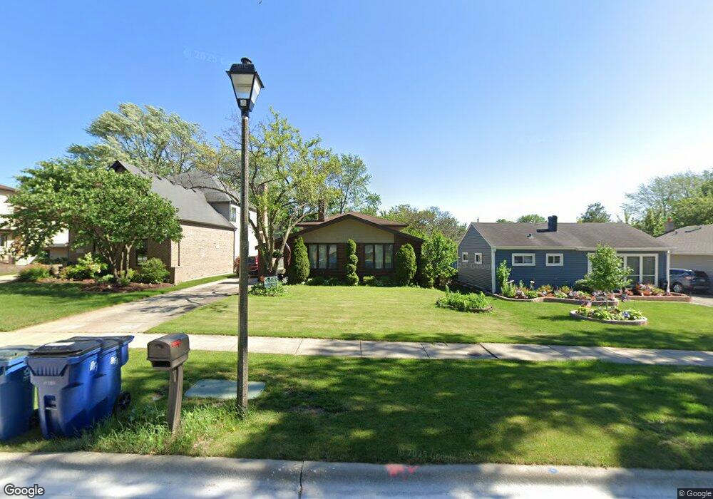 582 W Belden Ave, Elmhurst, IL 60126 - photo 1