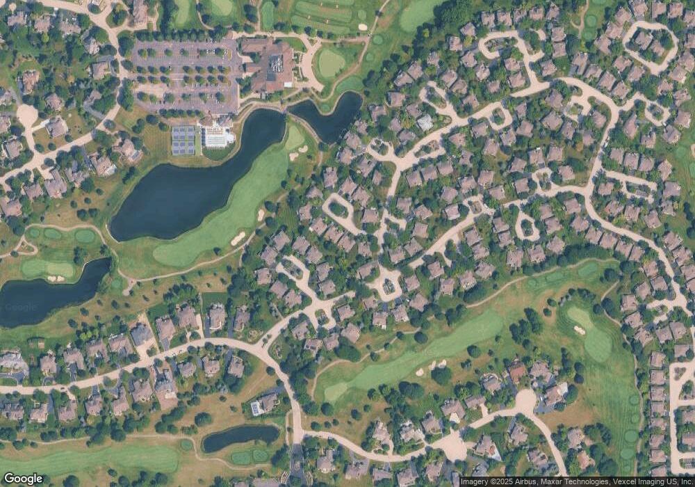 4 Pebble Beach Ct, Lake In the Hills, IL 60156 - photo 1