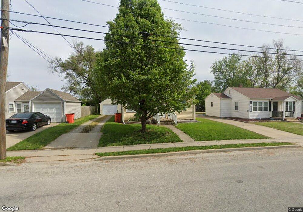 616 Oklahoma Ave, Mattoon, IL 61938 - photo 1