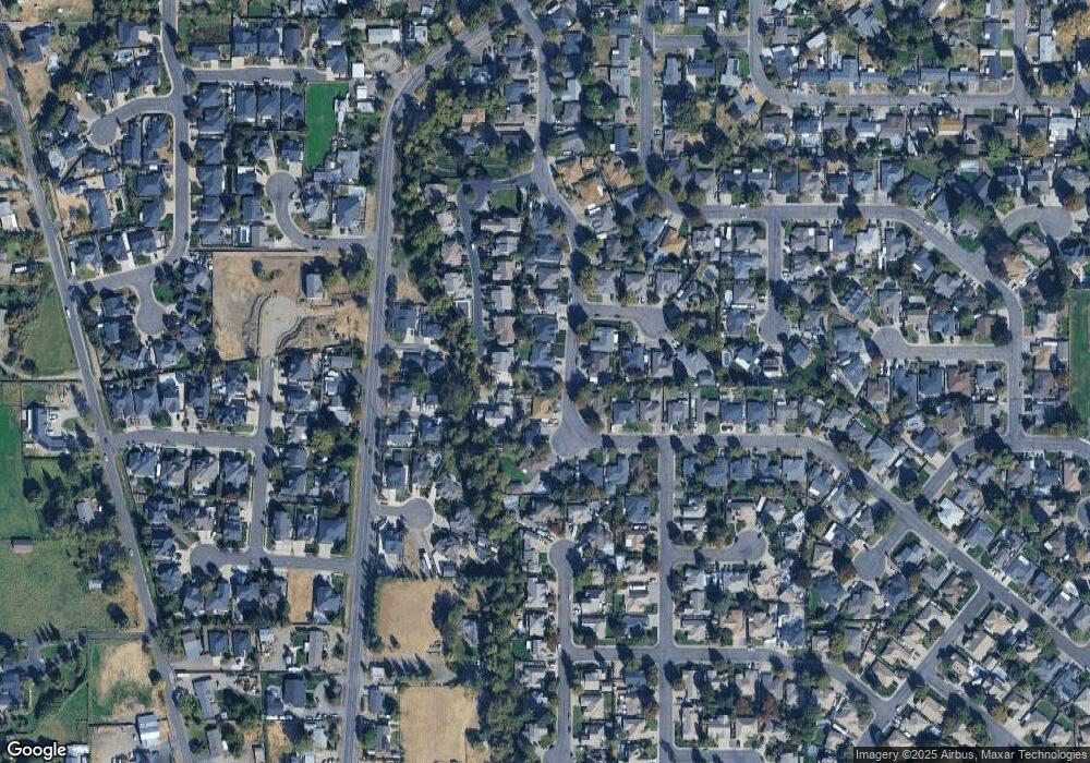 340 Brandon St, Central Point, OR 97502 - photo 1