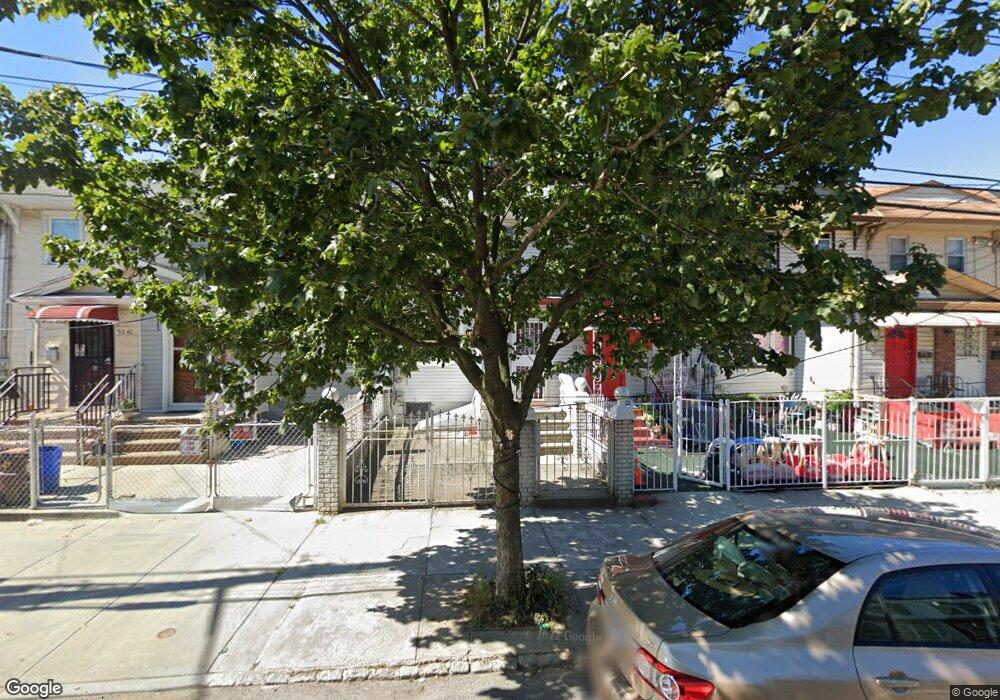 97-38 108th St, Richmond Hill South, NY 11419 - photo 1