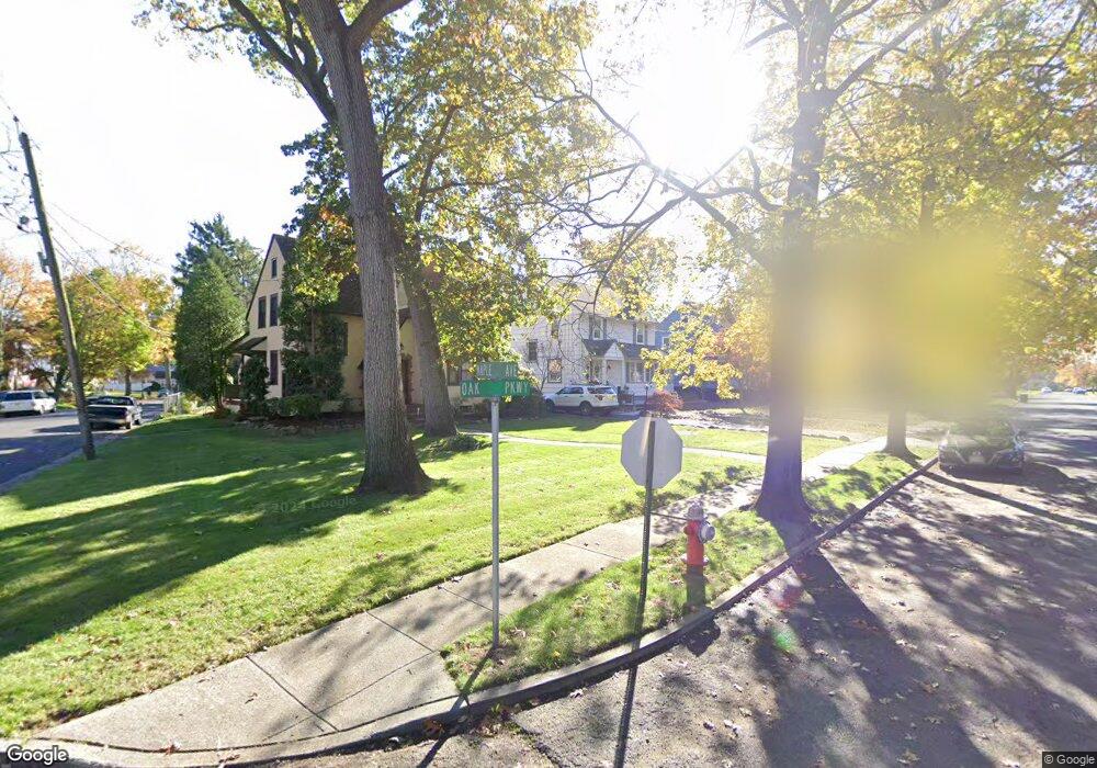 225 Oak Pw, Dunellen, NJ 08812 - photo 1