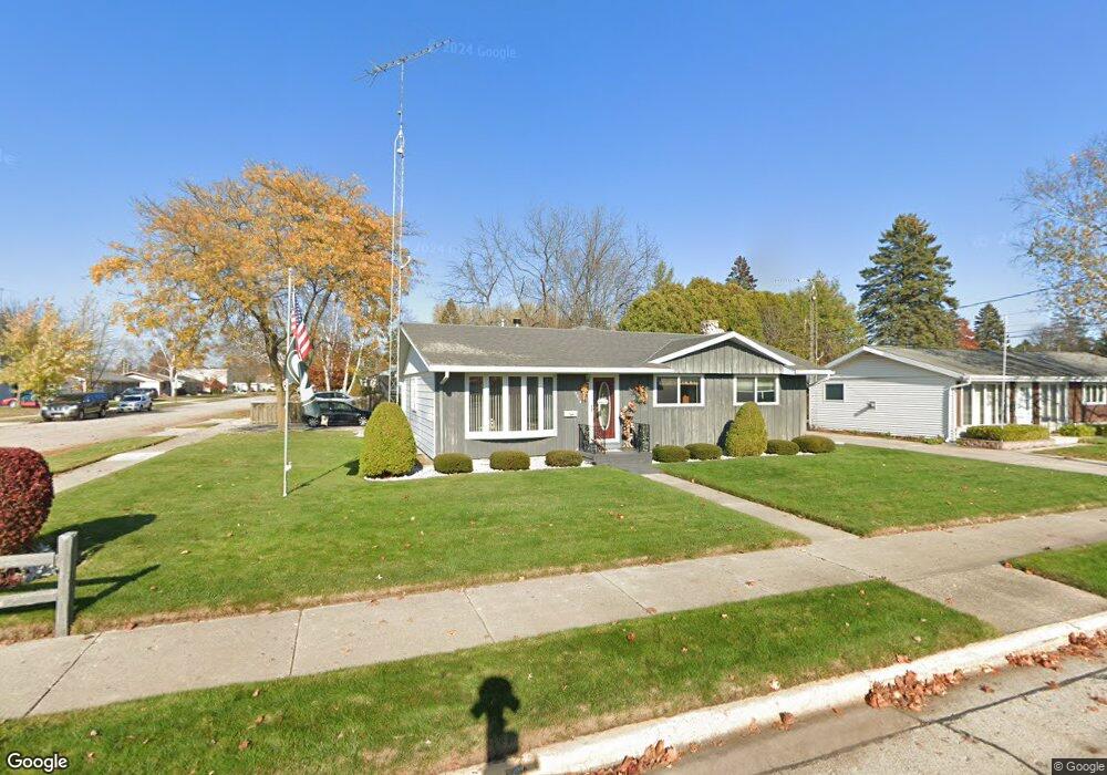 2318 36th St, Two Rivers, WI 54241 - photo 1