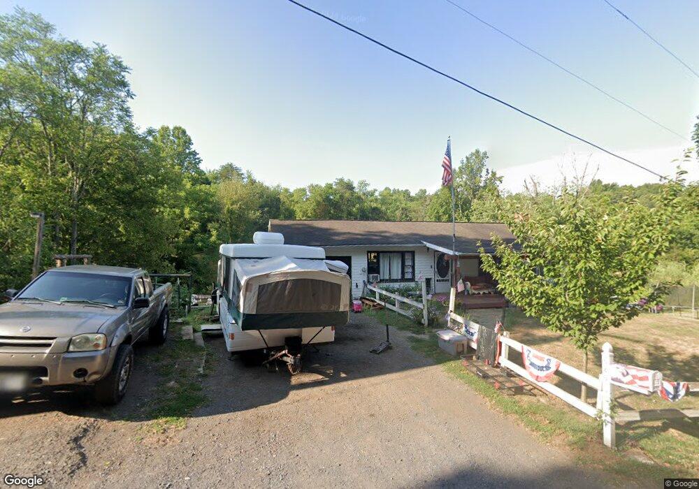 828 Rocky Ln, Front Royal, VA 22630 - photo 1