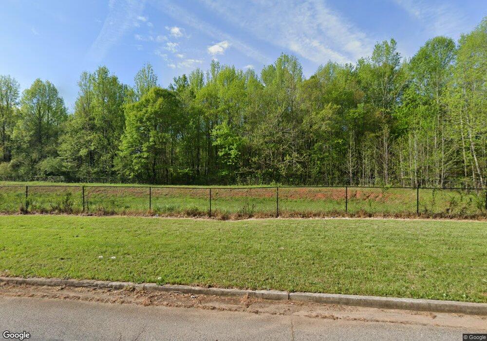 518 Wylderose Ln, Locust Grove, GA 30248 - photo 1