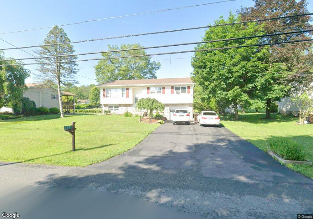 1181 Wallace St, Stroudsburg, PA 18360 - photo 1