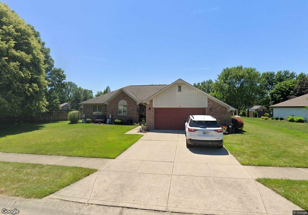 510 Crestpoint Ln, Plainfield, IN 46168 - photo 1