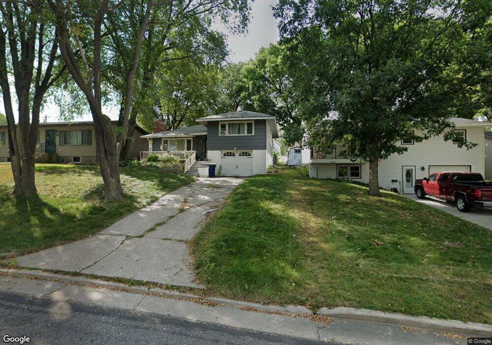 1213 N Spring St, New Ulm, MN 56073 - photo 1