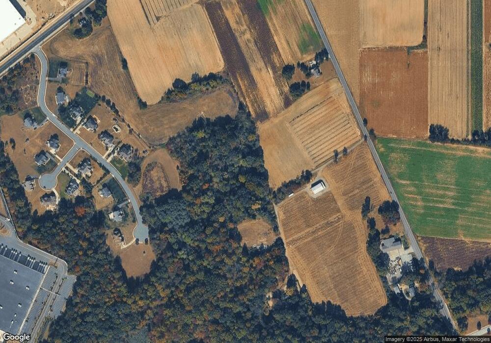 564 Fields Ln, Swedesboro, NJ 08085 - photo 1