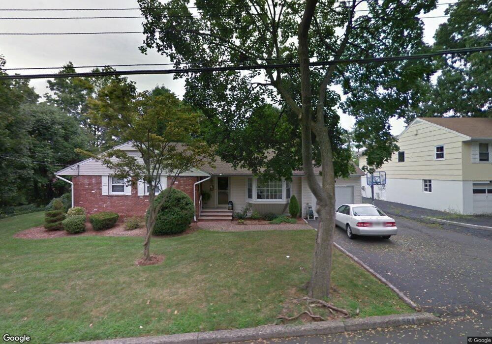 564 Fletcher Ave, Oradell, NJ 07649 - photo 1