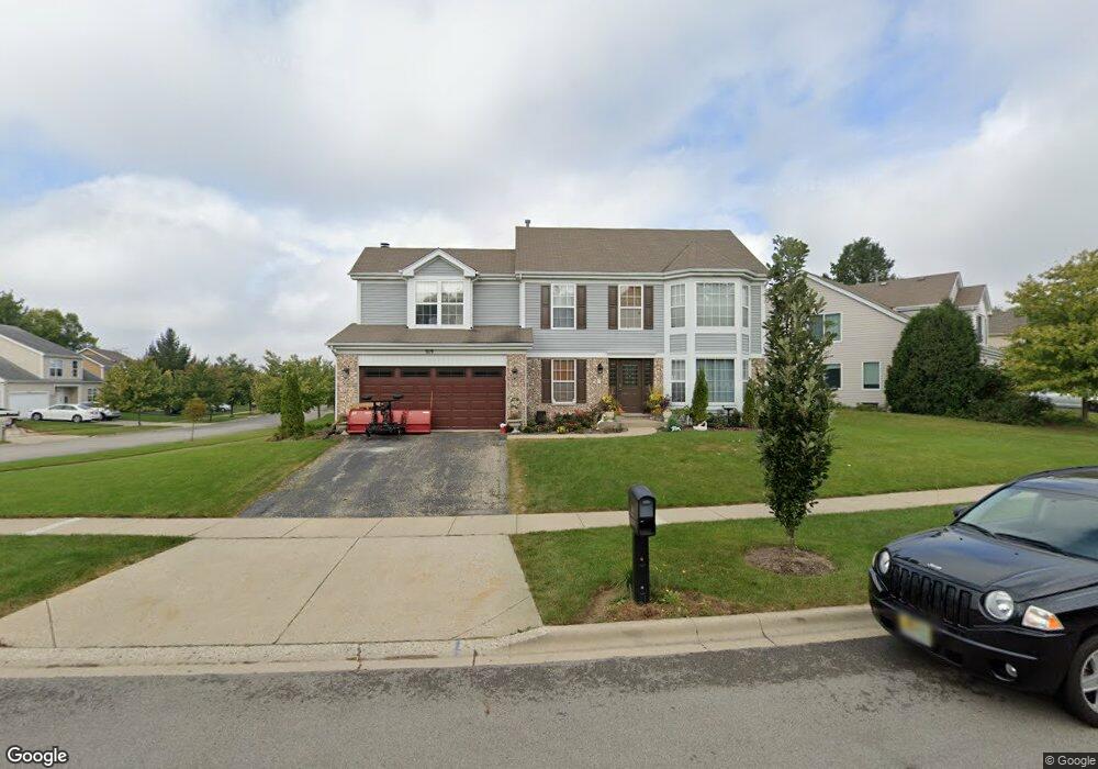 919 Cortney Dr, Carpentersville, IL 60110 - photo 1