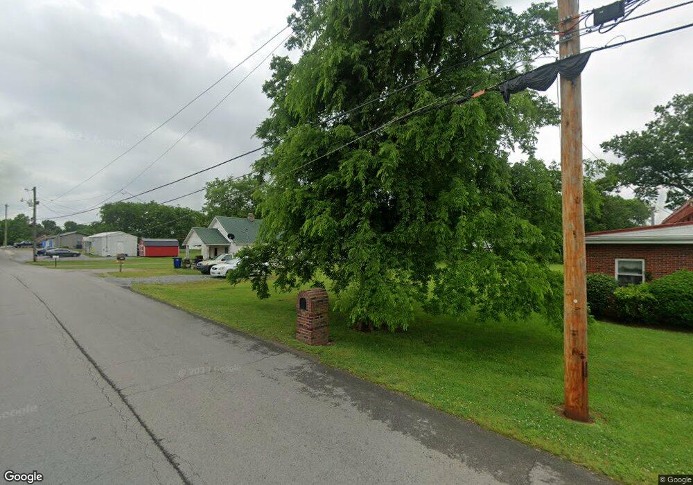 204 Chockley St, Shelbyville, TN 37160 - photo 1