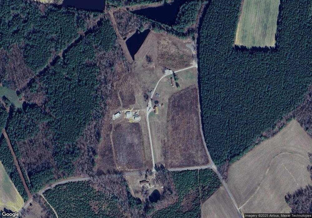 1015 Blue Bird Rd, Dundas, VA 23938 - photo 1