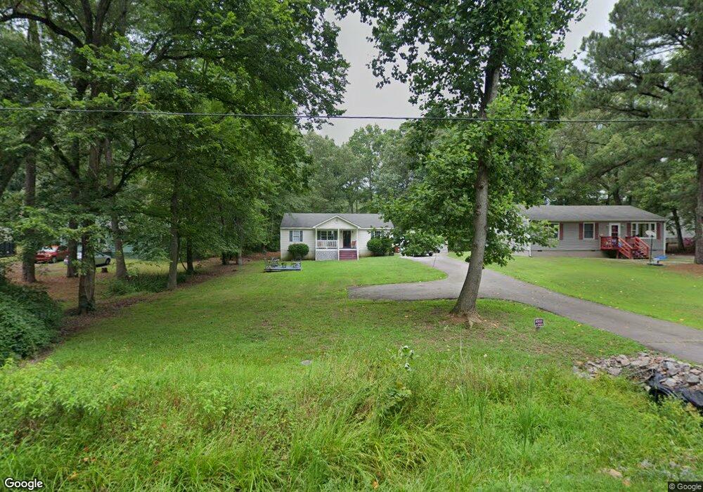 313 Spotswood Dr, Petersburg, VA 23805 - photo 1