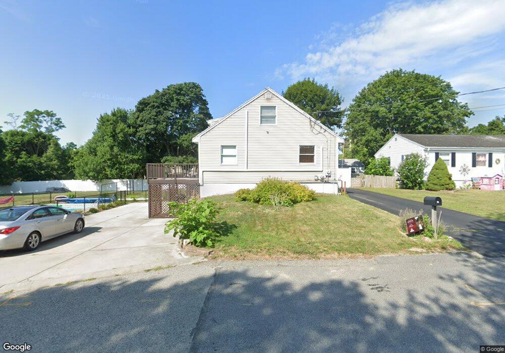 29 Longmeadow Dr, Wareham, MA 02571 - photo 1