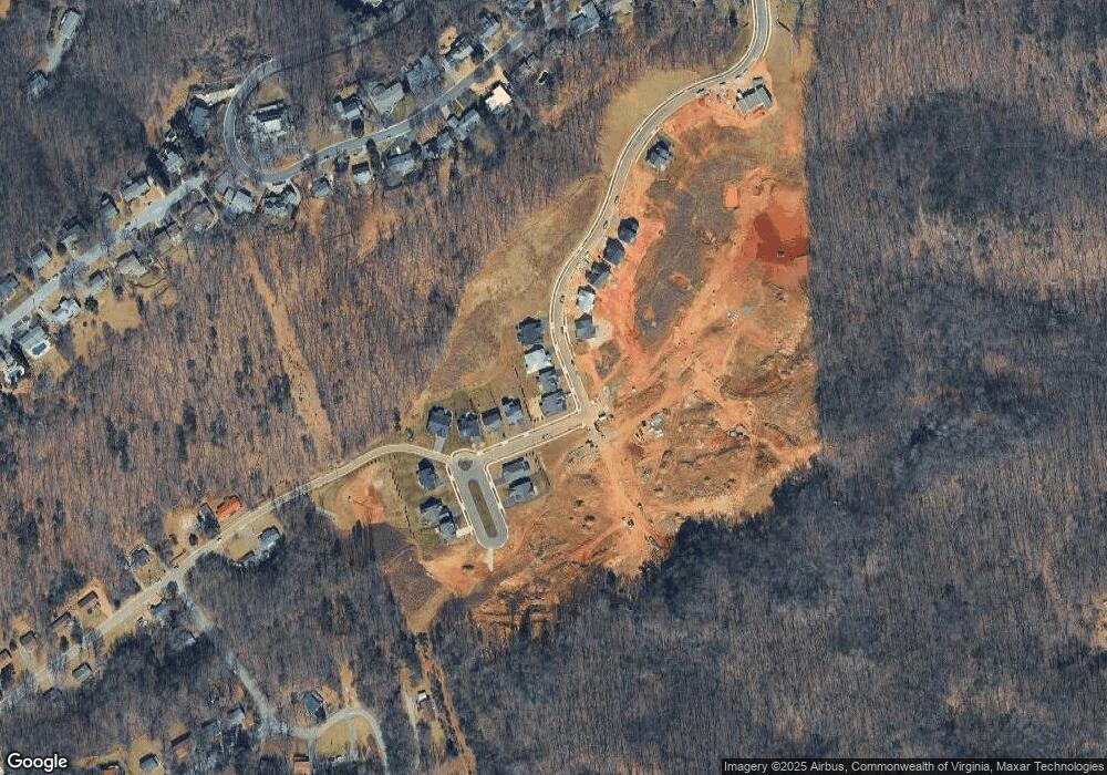 1030 Wilton Park Dr unit 37168784, Roanoke, VA 24014 - photo 1