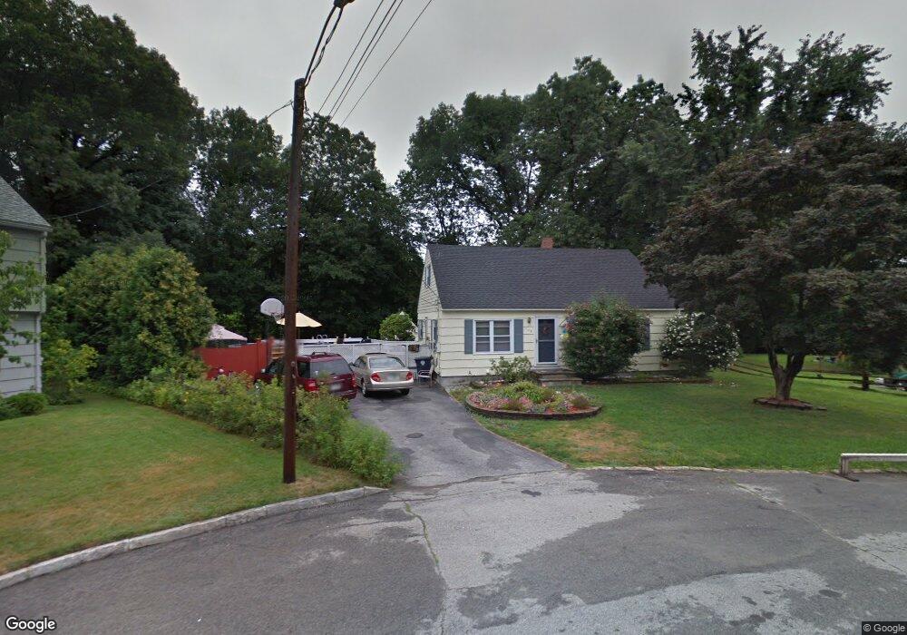 109 Atherton Ave, Nashua, NH 03064 - photo 1