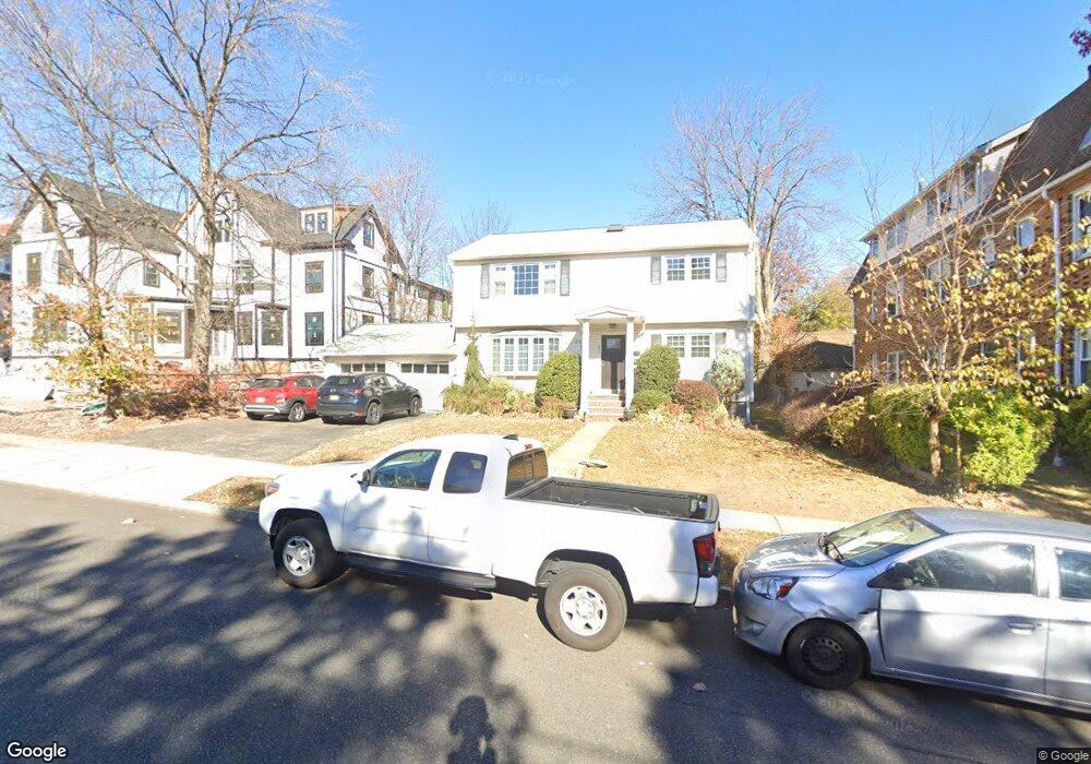 42 Walnut St unit 2, Montclair, NJ 07042 - photo 1