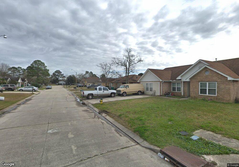 2014 Hempstead Dr, Slidell, LA 70461 - photo 1