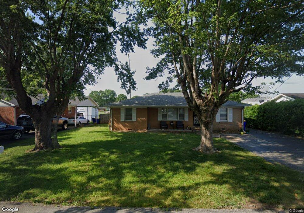 814 Spears Ave, Franklin, KY 42134 - photo 1