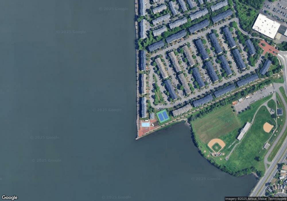 165 Cottonwood St unit B1, Jersey City, NJ 07305 - photo 1