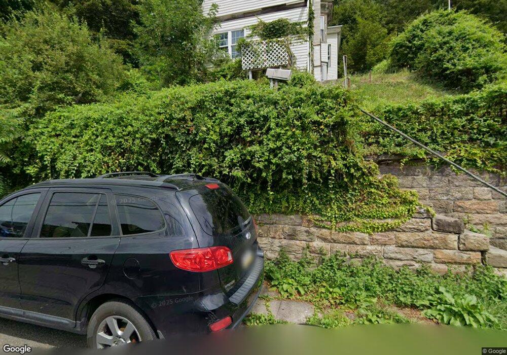 303 Chestnut St, Ashland, PA 17921 - photo 1