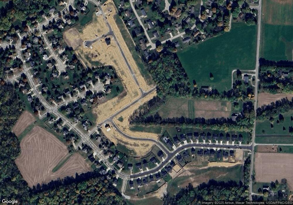 1071 Brooke Ln, Xenia, OH 45385 - photo 1