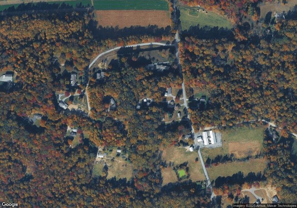 883 Birdell Rd, Honey Brook, PA 19344 - photo 1