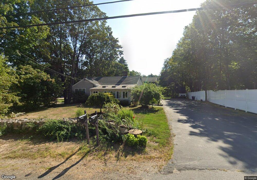 272 Main St unit 272B Main St Danvill, Danville, NH 03819 - photo 1