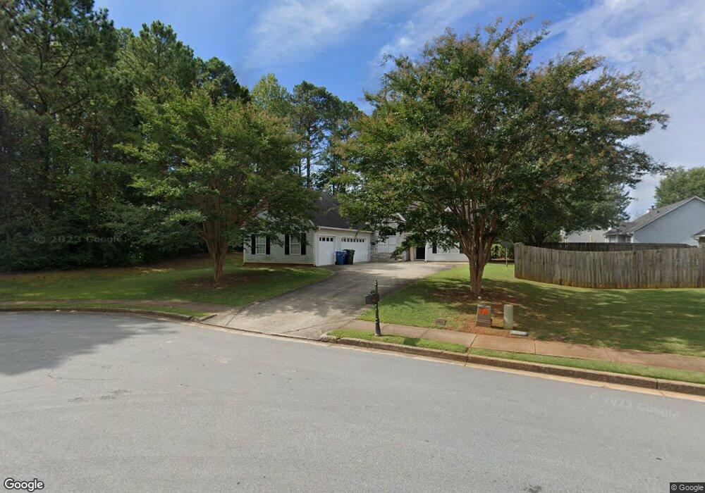 902 Harbins Pass Dr, Dacula, GA 30019 - photo 1