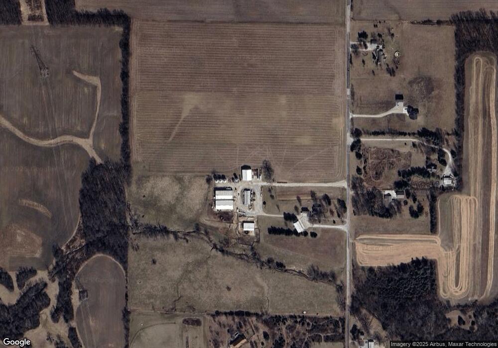 9250 N 600 E, Roanoke, IN 46783 - photo 1