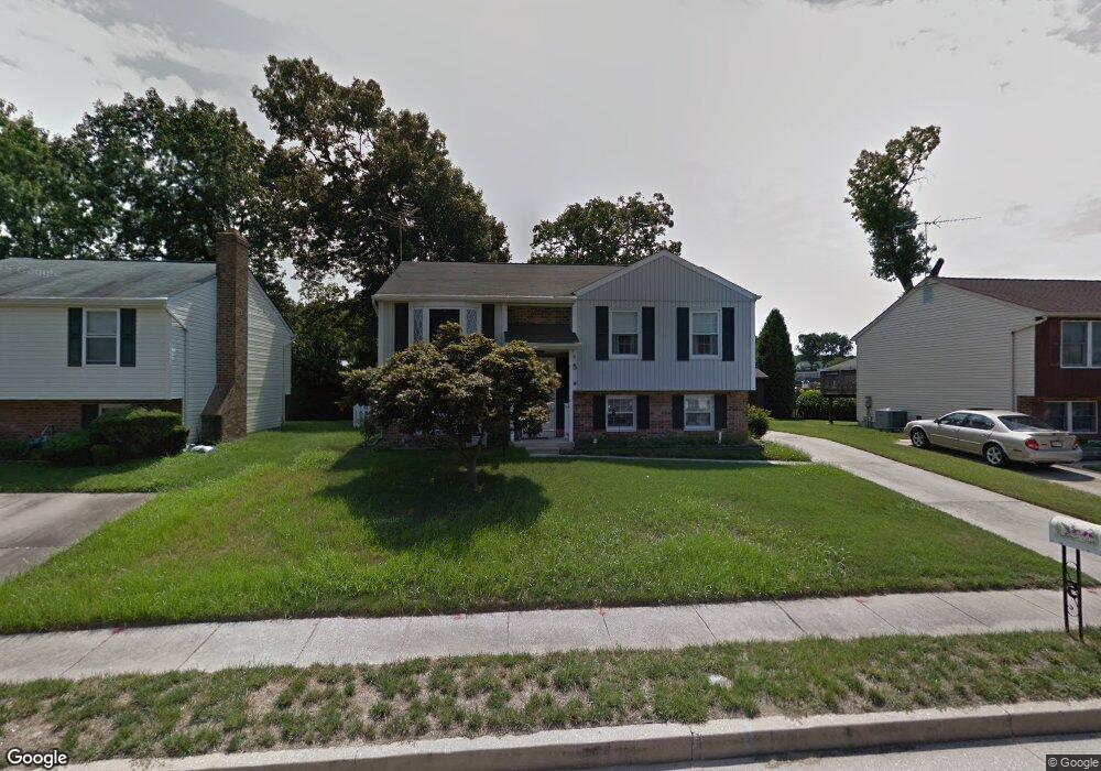 5 Woodmans Ct, Essex, MD 21221 - photo 1