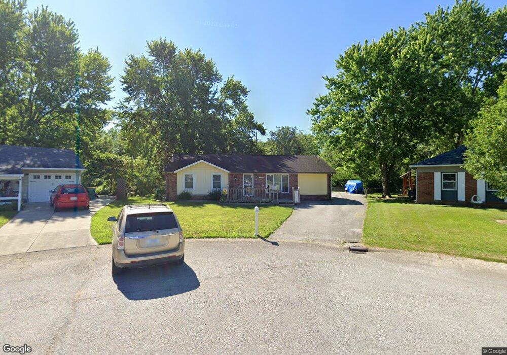 1521 Sheri Cir, Plainfield, IN 46168 - photo 1